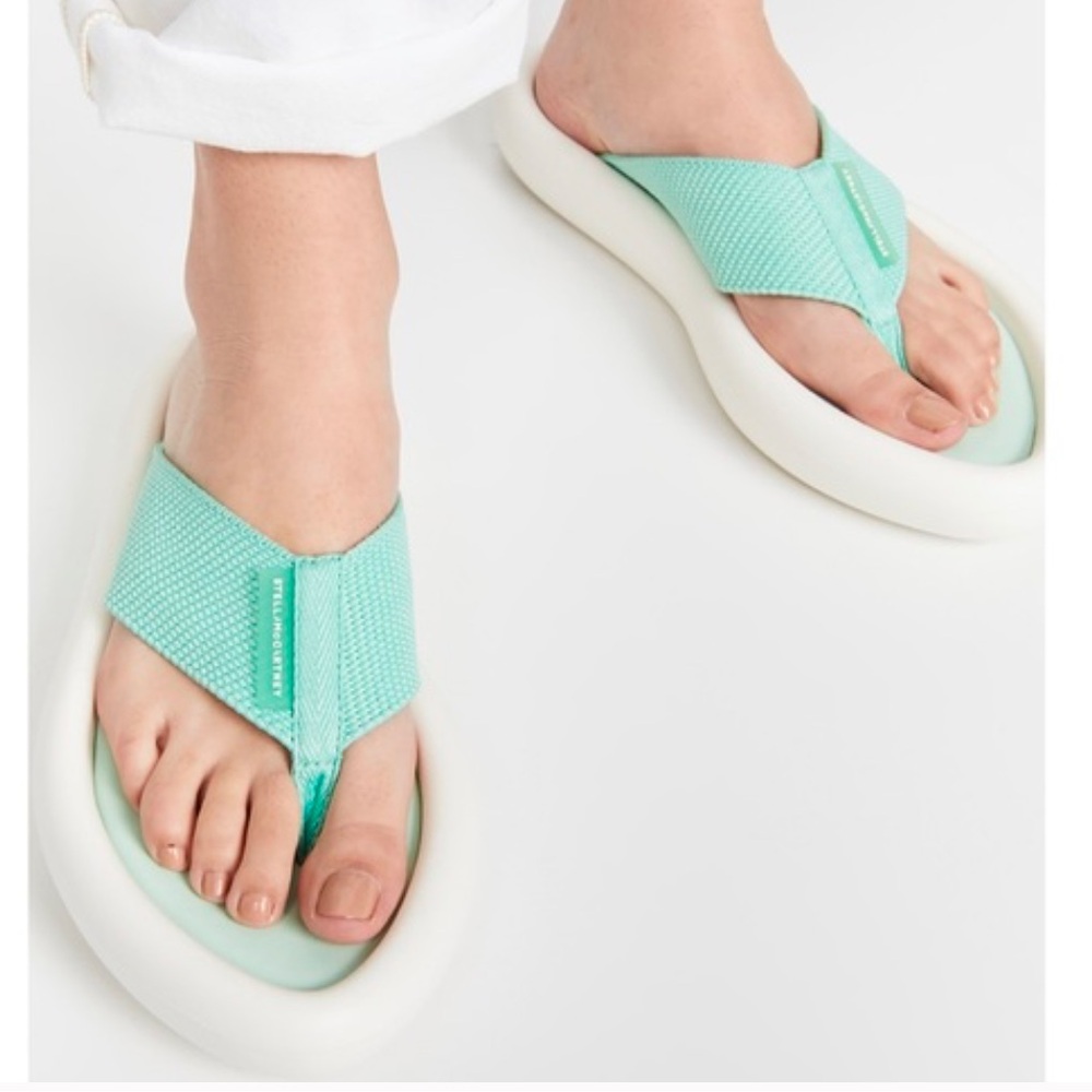 Stella McCartney, Air Thong Flat NWT Size 40